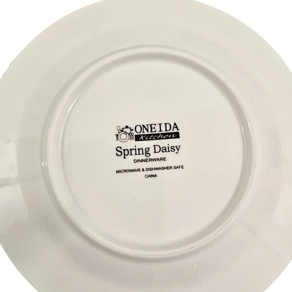 Oneida Spring Daisy Majesticware 6.5” Ceramic Dessert Bread Plates – Set of 4